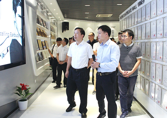 向导来访：2018.9东莞市市长肖亚非AB娱乐调研