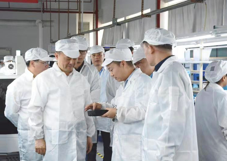 萍乡市委书记陈敏率队到AB娱乐考察